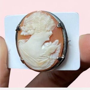 Antique hand carved Cameo brooch set in 925 sterling silver